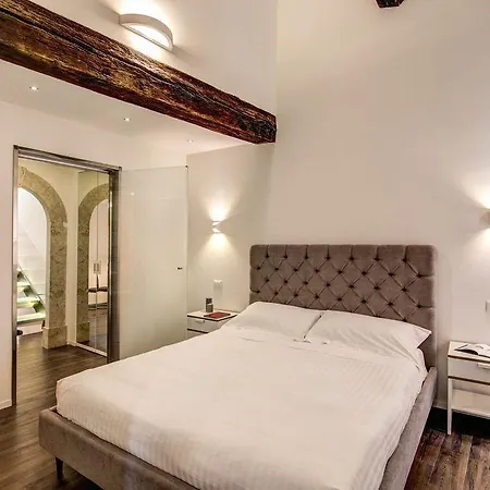 Hotel Your