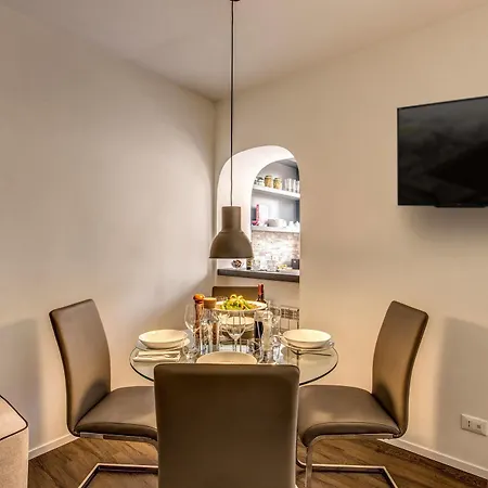 Hotel Your 2*